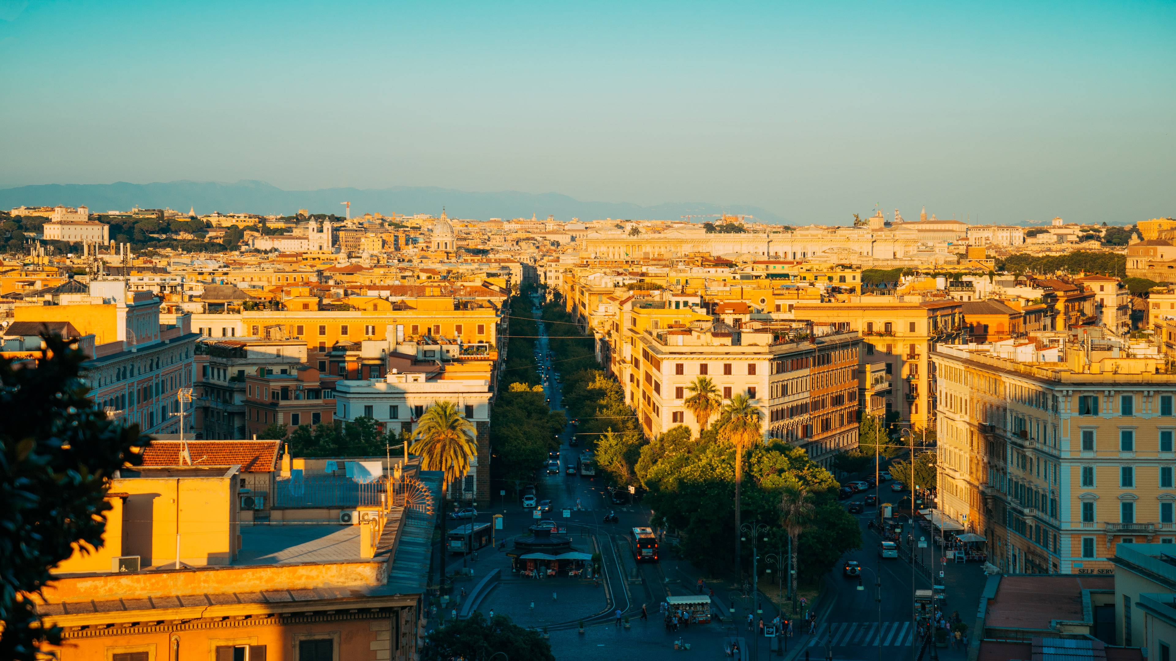 Roma nella luce della sera